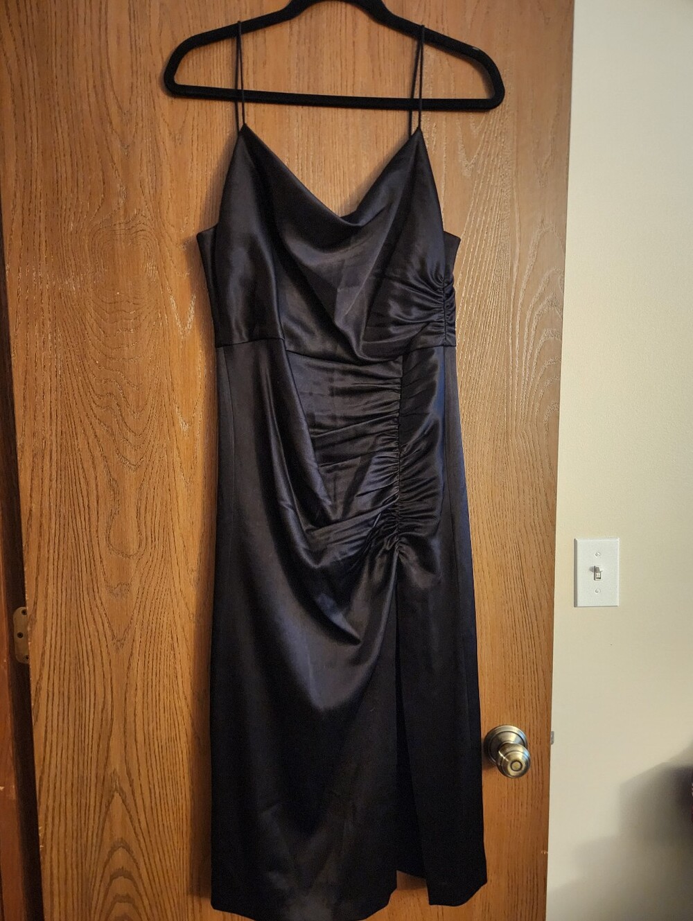 Alice Olivia Satin Cowl Neck Dress with Side Ruching - Black, Size 6